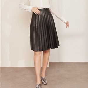 J. Crew Faux Leather Pleated Skirt Size 0/00